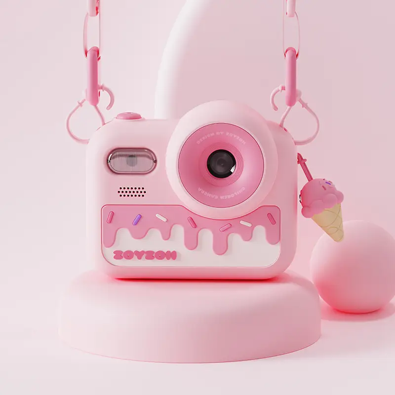 Stylowy aparat zabawka w kolorze różowym z zawieszką w kształcie rożka lodowego